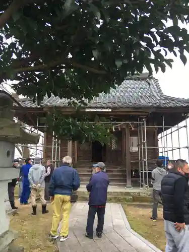 飯部磐座神社の本殿