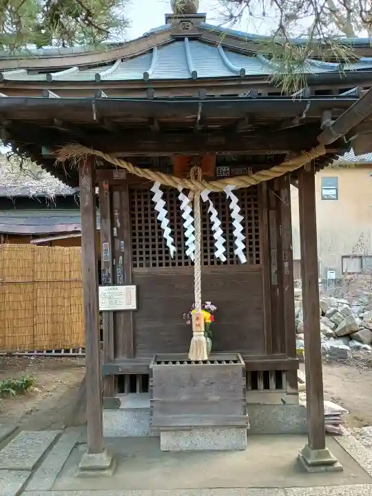 城山稲荷神社の{uncategorized: "未分類", other: "その他", undefined: "問題あり", building: "その他建物", grave: "お墓", sacred_gate: "鳥居", guardian: "狛犬", statue: "像", buddha: "仏像", history: "歴史", nature: "自然", garden: "庭園", animal: "動物", pagoda: "塔", temizu: "手水舎", mountain_gate: "山門・神門", sanctuary: "本殿・本堂", subordinate: "末社・摂社", art: "芸術", scenery: "景色", jizo: "地蔵", ema: "絵馬", goshuin: "御朱印", omikuji: "おみくじ", items: "授与品その他", amulet: "お守り", goshuincho: "御朱印帳", eats: "食事", festival: "お祭り", votive_dance: "神楽", shichigosan: "七五三参", wedding: "結婚式", experience: "体験その他", initially: "初詣", around: "周辺", anti_infection: "感染症対策"}