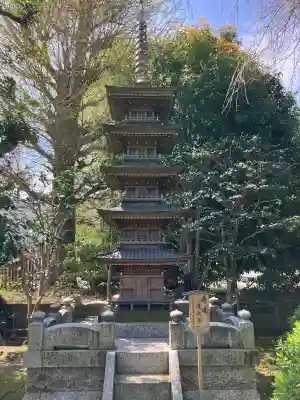 薬王寺の{uncategorized: "未分類", other: "その他", undefined: "問題あり", building: "その他建物", grave: "お墓", sacred_gate: "鳥居", guardian: "狛犬", statue: "像", buddha: "仏像", history: "歴史", nature: "自然", garden: "庭園", animal: "動物", pagoda: "塔", temizu: "手水舎", mountain_gate: "山門・神門", sanctuary: "本殿・本堂", subordinate: "末社・摂社", art: "芸術", scenery: "景色", jizo: "地蔵", ema: "絵馬", goshuin: "御朱印", omikuji: "おみくじ", items: "授与品その他", amulet: "お守り", goshuincho: "御朱印帳", eats: "食事", festival: "お祭り", votive_dance: "神楽", shichigosan: "七五三参", wedding: "結婚式", experience: "体験その他", initially: "初詣", around: "周辺", anti_infection: "感染症対策"}