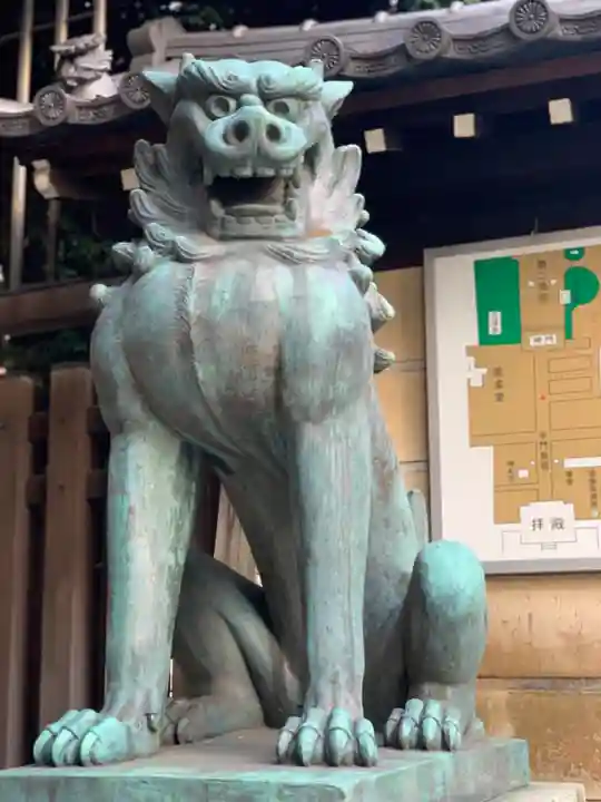 靖國神社の狛犬