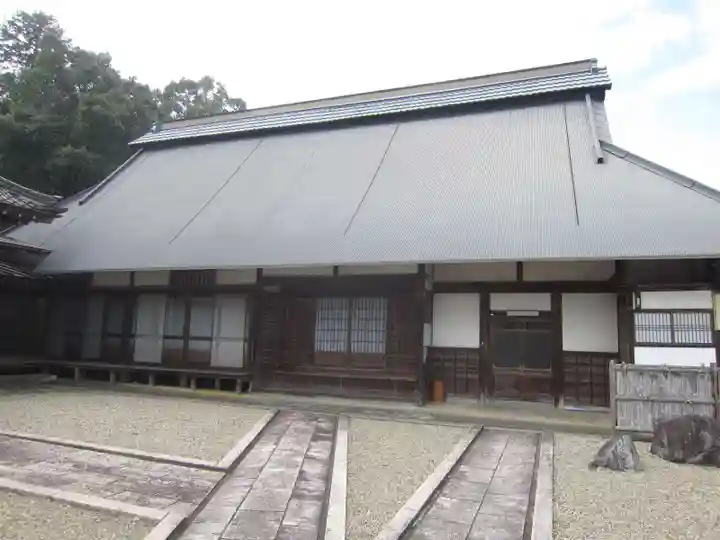 梅岩寺の本殿・本堂