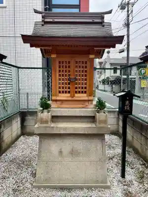 稲荷大神の{uncategorized: "未分類", other: "その他", undefined: "問題あり", building: "その他建物", grave: "お墓", sacred_gate: "鳥居", guardian: "狛犬", statue: "像", buddha: "仏像", history: "歴史", nature: "自然", garden: "庭園", animal: "動物", pagoda: "塔", temizu: "手水舎", mountain_gate: "山門・神門", sanctuary: "本殿・本堂", subordinate: "末社・摂社", art: "芸術", scenery: "景色", jizo: "地蔵", ema: "絵馬", goshuin: "御朱印", omikuji: "おみくじ", items: "授与品その他", amulet: "お守り", goshuincho: "御朱印帳", eats: "食事", festival: "お祭り", votive_dance: "神楽", shichigosan: "七五三参", wedding: "結婚式", experience: "体験その他", initially: "初詣", around: "周辺", anti_infection: "感染症対策"}