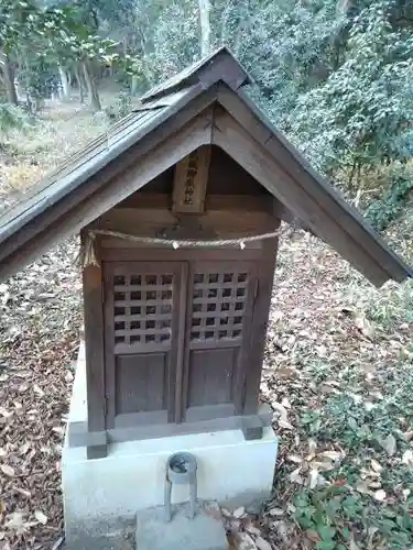 鳩峯八幡神社の末社・摂社