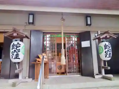 蛇窪神社の本殿・本堂
