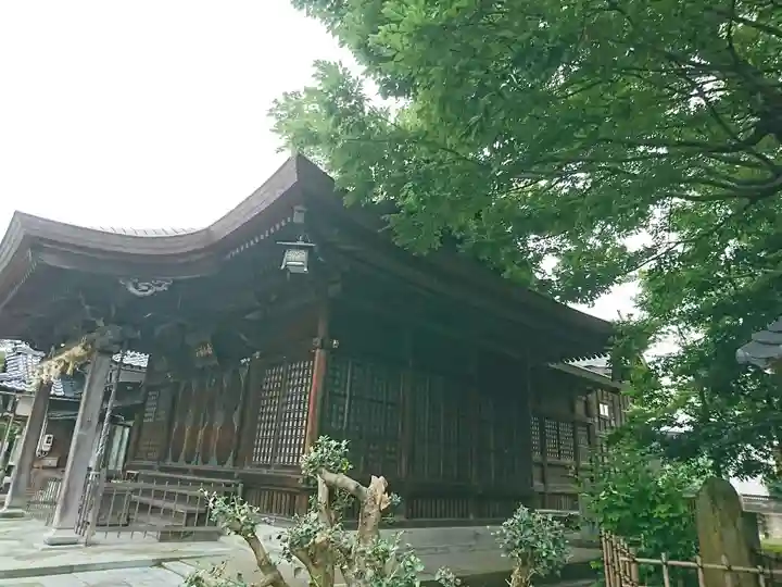白山神社の本殿・本堂