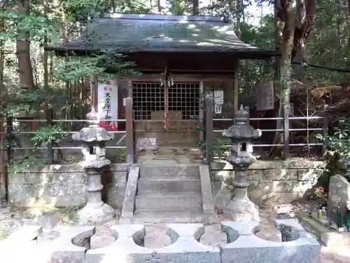 岩瀬神社の本殿・本堂