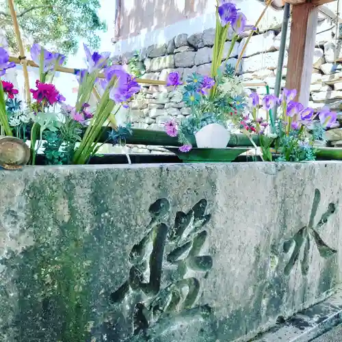 福島八幡宮の手水舎