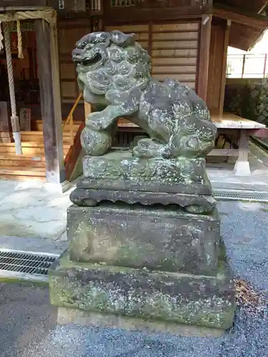 五所神社の狛犬