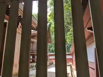 氷上姉子神社（熱田神宮摂社）の{uncategorized: "未分類", other: "その他", undefined: "問題あり", building: "その他建物", grave: "お墓", sacred_gate: "鳥居", guardian: "狛犬", statue: "像", buddha: "仏像", history: "歴史", nature: "自然", garden: "庭園", animal: "動物", pagoda: "塔", temizu: "手水舎", mountain_gate: "山門・神門", sanctuary: "本殿・本堂", subordinate: "末社・摂社", art: "芸術", scenery: "景色", jizo: "地蔵", ema: "絵馬", goshuin: "御朱印", omikuji: "おみくじ", items: "授与品その他", amulet: "お守り", goshuincho: "御朱印帳", eats: "食事", festival: "お祭り", votive_dance: "神楽", shichigosan: "七五三参", wedding: "結婚式", experience: "体験その他", initially: "初詣", around: "周辺", anti_infection: "感染症対策"}