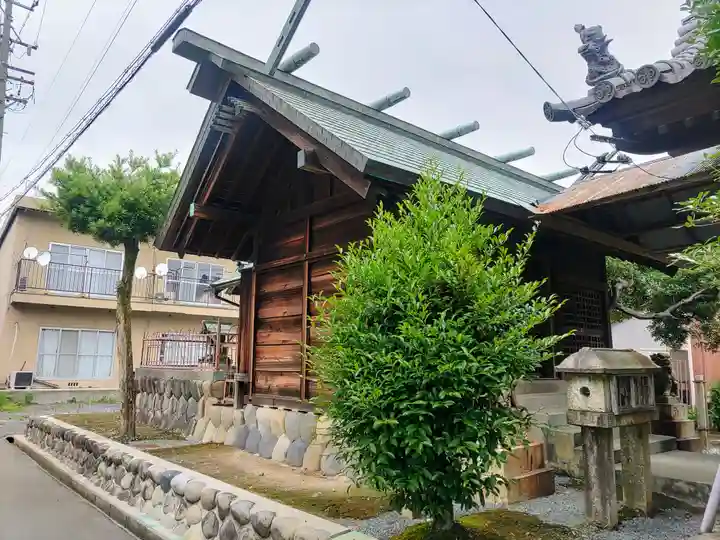 神明社(中之庄神明社)の本殿・本堂
