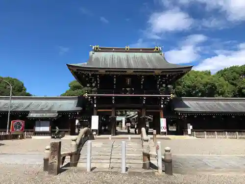 真清田神社の山門・神門