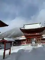 中禅寺の山門・神門