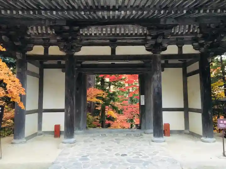 西明寺(滋賀県)