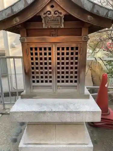 地蔵尊（岸地通）の本殿・本堂