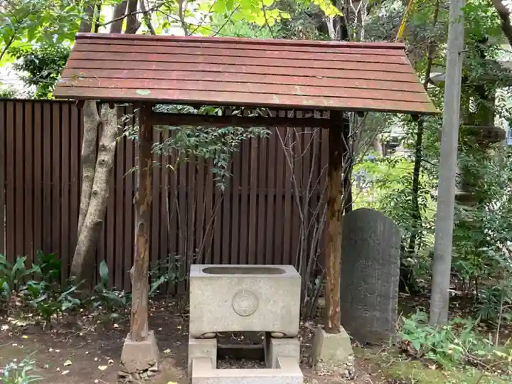 赤坂氷川神社の手水舎
