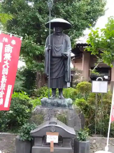 来福寺の像