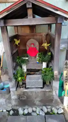 足下地蔵尊(神奈川県)