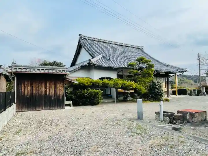 円福寺の{uncategorized: "未分類", other: "その他", undefined: "問題あり", building: "その他建物", grave: "お墓", sacred_gate: "鳥居", guardian: "狛犬", statue: "像", buddha: "仏像", history: "歴史", nature: "自然", garden: "庭園", animal: "動物", pagoda: "塔", temizu: "手水舎", mountain_gate: "山門・神門", sanctuary: "本殿・本堂", subordinate: "末社・摂社", art: "芸術", scenery: "景色", jizo: "地蔵", ema: "絵馬", goshuin: "御朱印", omikuji: "おみくじ", items: "授与品その他", amulet: "お守り", goshuincho: "御朱印帳", eats: "食事", festival: "お祭り", votive_dance: "神楽", shichigosan: "七五三参", wedding: "結婚式", experience: "体験その他", initially: "初詣", around: "周辺", anti_infection: "感染症対策"}