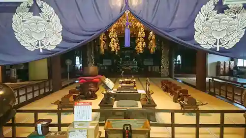 佛現寺の本殿・本堂