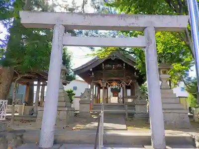 三狐神社(三孤神社)の鳥居