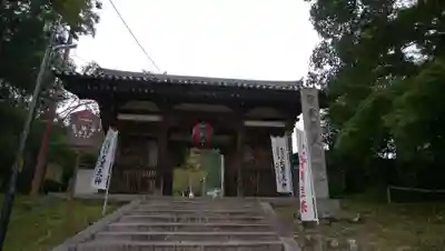 宝積寺の山門・神門