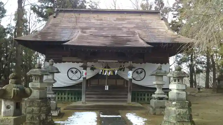 八幡神社の本殿・本堂