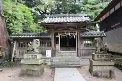 檪神社の山門