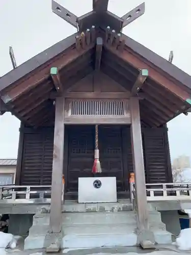 瑞穂神社の本殿