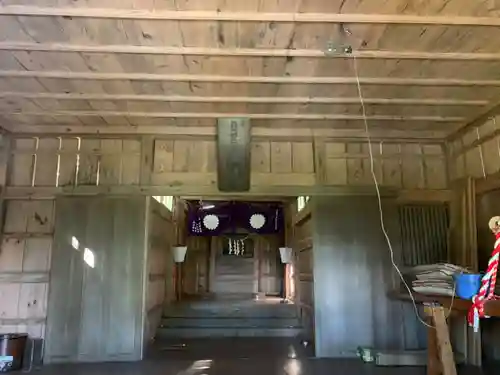 熊野神社の本殿・本堂