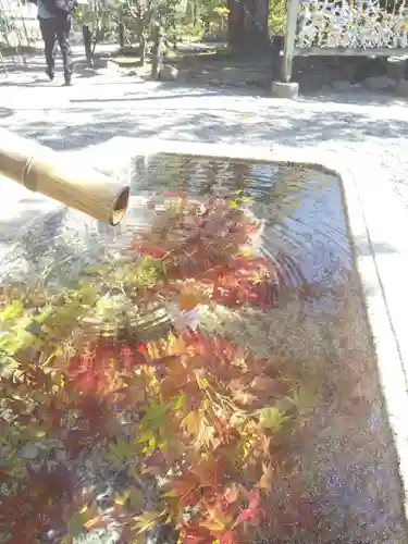 旗上弁財天社の手水舎