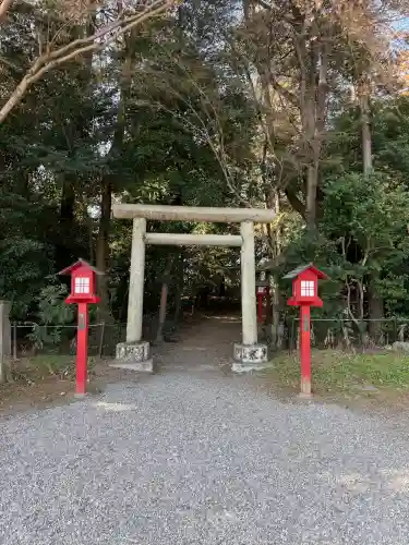 鷲宮神社の{uncategorized: "未分類", other: "その他", undefined: "問題あり", building: "その他建物", grave: "お墓", sacred_gate: "鳥居", guardian: "狛犬", statue: "像", buddha: "仏像", history: "歴史", nature: "自然", garden: "庭園", animal: "動物", pagoda: "塔", temizu: "手水舎", mountain_gate: "山門・神門", sanctuary: "本殿・本堂", subordinate: "末社・摂社", art: "芸術", scenery: "景色", jizo: "地蔵", ema: "絵馬", goshuin: "御朱印", omikuji: "おみくじ", items: "授与品その他", amulet: "お守り", goshuincho: "御朱印帳", eats: "食事", festival: "お祭り", votive_dance: "神楽", shichigosan: "七五三参", wedding: "結婚式", experience: "体験その他", initially: "初詣", around: "周辺", anti_infection: "感染症対策"}