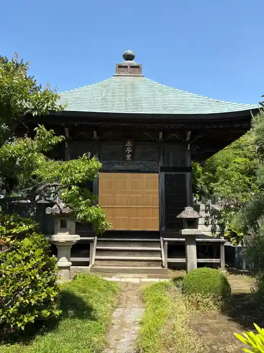 永勝寺の{uncategorized: "未分類", other: "その他", undefined: "問題あり", building: "その他建物", grave: "お墓", sacred_gate: "鳥居", guardian: "狛犬", statue: "像", buddha: "仏像", history: "歴史", nature: "自然", garden: "庭園", animal: "動物", pagoda: "塔", temizu: "手水舎", mountain_gate: "山門・神門", sanctuary: "本殿・本堂", subordinate: "末社・摂社", art: "芸術", scenery: "景色", jizo: "地蔵", ema: "絵馬", goshuin: "御朱印", omikuji: "おみくじ", items: "授与品その他", amulet: "お守り", goshuincho: "御朱印帳", eats: "食事", festival: "お祭り", votive_dance: "神楽", shichigosan: "七五三参", wedding: "結婚式", experience: "体験その他", initially: "初詣", around: "周辺", anti_infection: "感染症対策"}