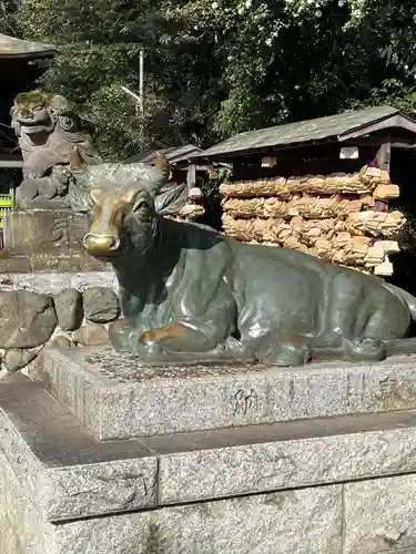 谷保天満宮の像