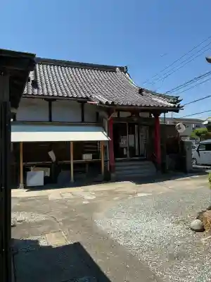 上行寺の{uncategorized: "未分類", other: "その他", undefined: "問題あり", building: "その他建物", grave: "お墓", sacred_gate: "鳥居", guardian: "狛犬", statue: "像", buddha: "仏像", history: "歴史", nature: "自然", garden: "庭園", animal: "動物", pagoda: "塔", temizu: "手水舎", mountain_gate: "山門・神門", sanctuary: "本殿・本堂", subordinate: "末社・摂社", art: "芸術", scenery: "景色", jizo: "地蔵", ema: "絵馬", goshuin: "御朱印", omikuji: "おみくじ", items: "授与品その他", amulet: "お守り", goshuincho: "御朱印帳", eats: "食事", festival: "お祭り", votive_dance: "神楽", shichigosan: "七五三参", wedding: "結婚式", experience: "体験その他", initially: "初詣", around: "周辺", anti_infection: "感染症対策"}