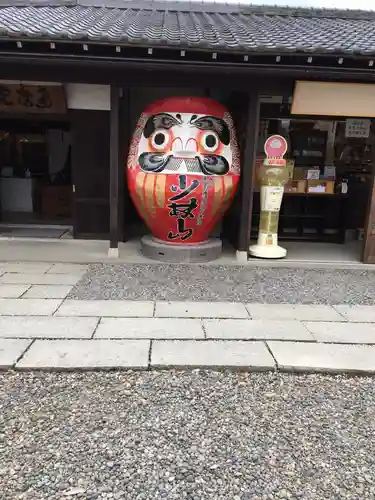 達磨寺の像