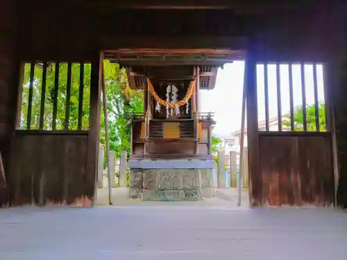 神明社（平町）の本殿・本堂