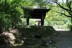 東明寺の山門