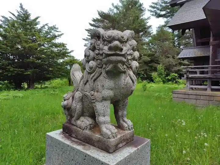 南富良野神社の狛犬
