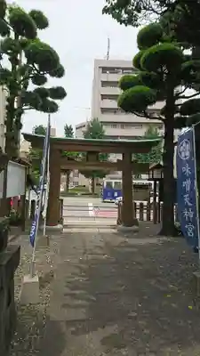 本村神社の鳥居
