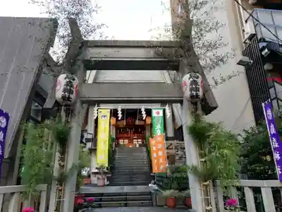 烏森神社の鳥居