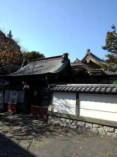 金乗院放光寺の山門・神門