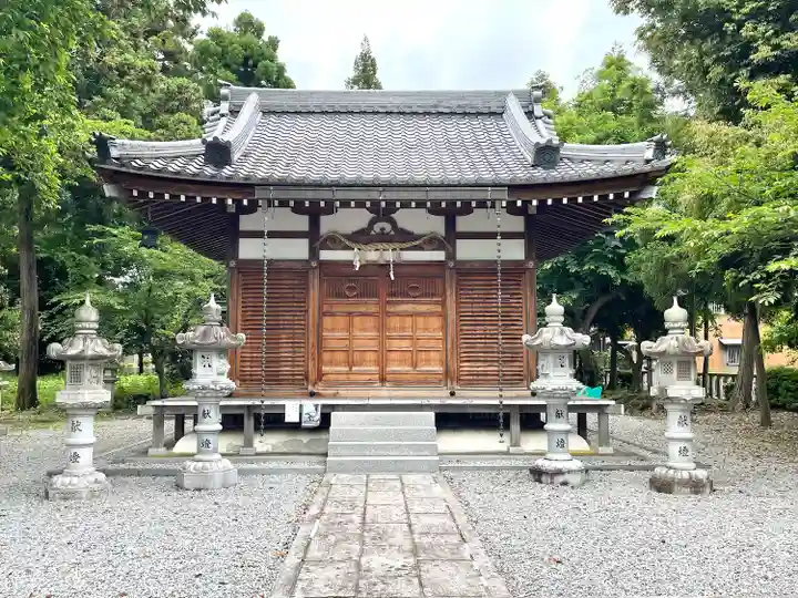 在士八幡神社の本殿・本堂