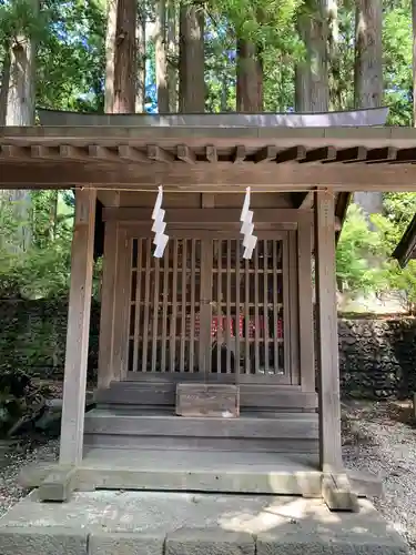 北口本宮冨士浅間神社の末社・摂社