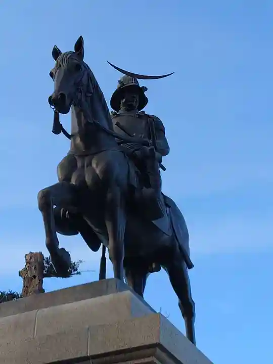 宮城縣護國神社の像