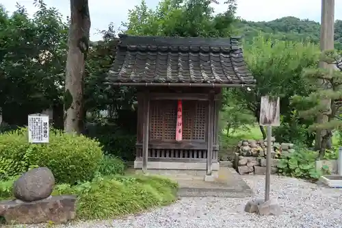 西野薬師堂(滋賀県)