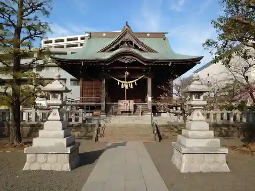 大棚・中川杉山神社の本殿・本堂