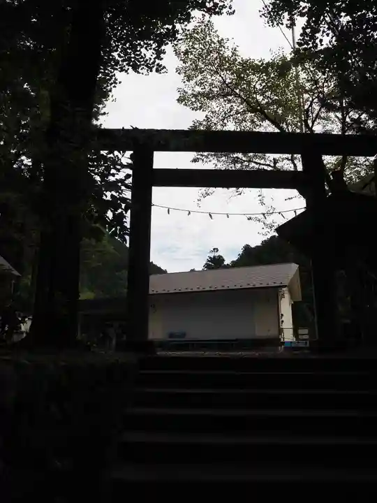 奥氷川神社の鳥居