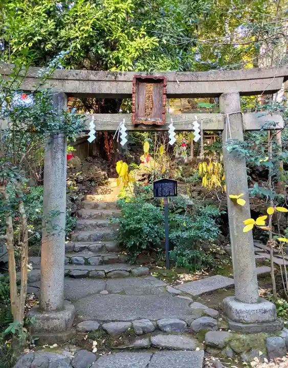 四合稲荷神社(東京都)