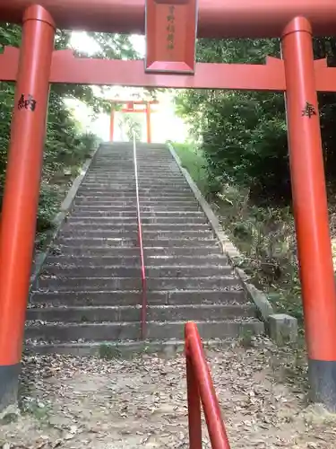 曽野稲荷神社の鳥居