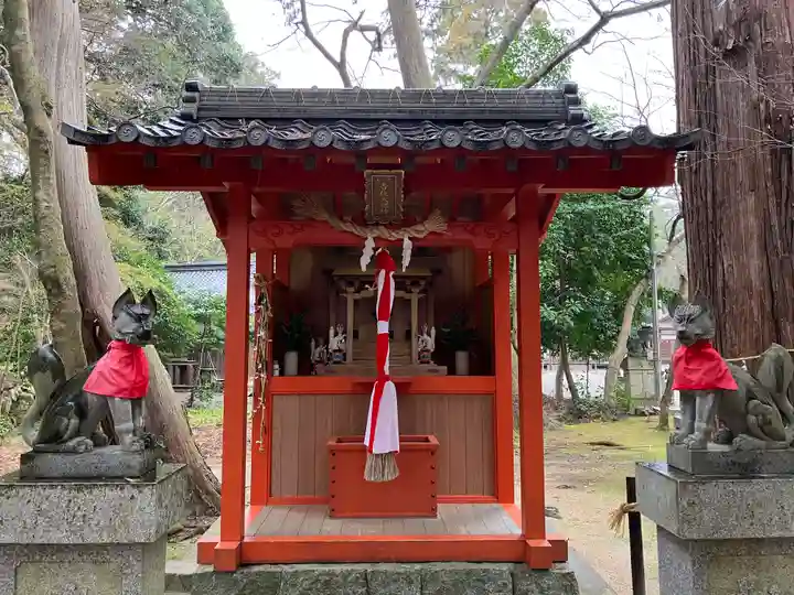 奥石神社の末社・摂社